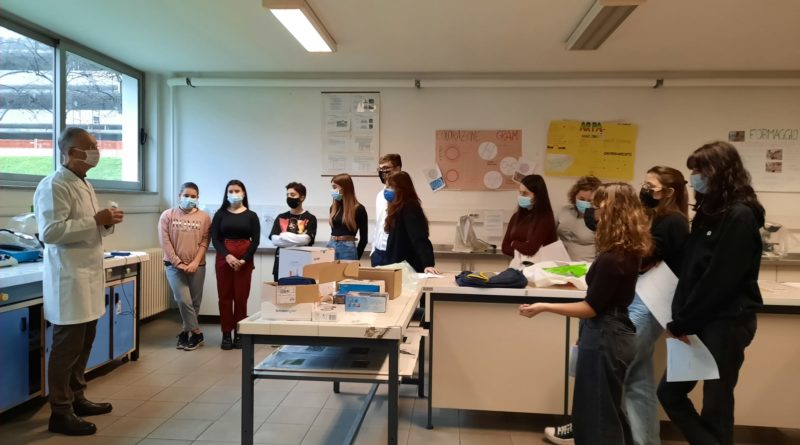 1 - La preparazione della parte pratica, gestita dagli studenti