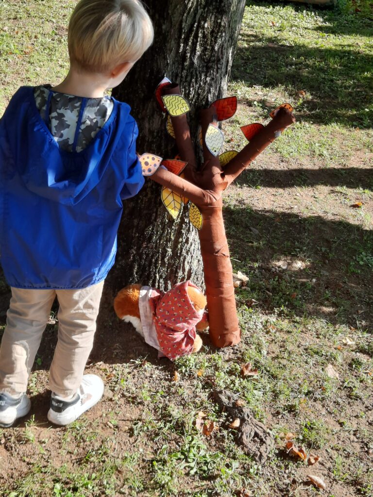 2 - L'albero con le foglie ritrovate