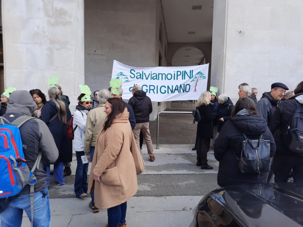 Il flashmob al palazzo della Regione